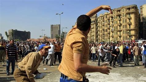 Egyptian Opponents Supporters Of Islamist President Clash Cbc News
