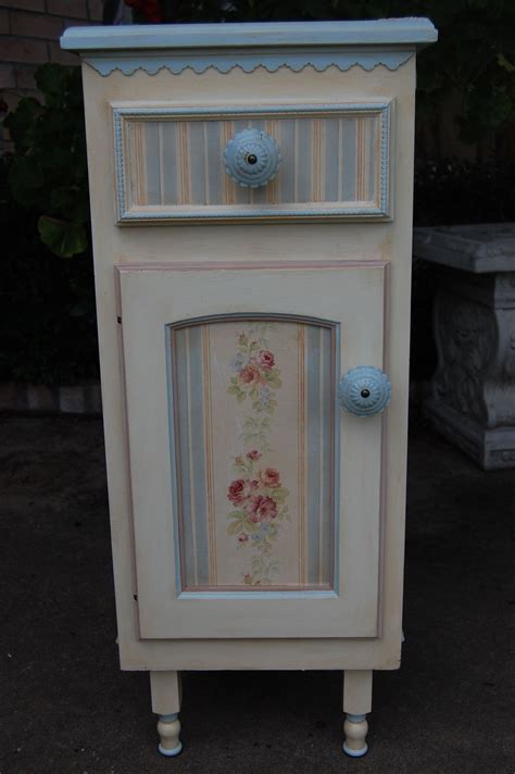 A 42 high spindle leg is shown here. Country Roses Blue and Ivory cabinet - front. Old kitchen ...