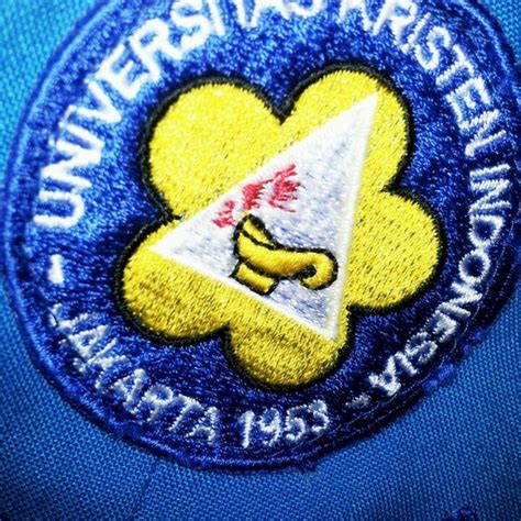 Detail Logo Universitas Kristen Indonesia Koleksi Nomer 30