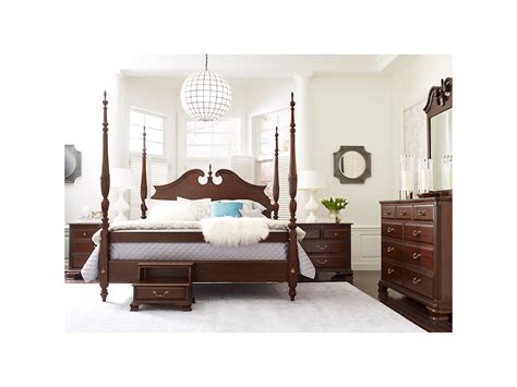 Kincaid Furniture Hadleigh Queen Rice Carved Poster Bed With Pediment