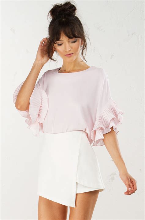 Ruffle Sleeve Top In Light Pink And Black