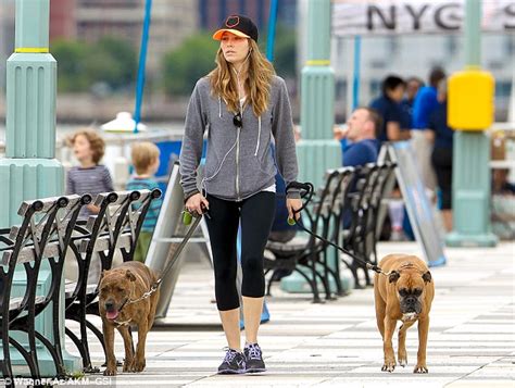 Jessica Biel Shows Off Her Pert Derriere In Tight Workout Pants As She Takes Her Pooches For A