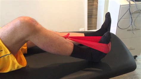 Knee Strengthening Simple Quadriceps With Theraband Tubing Exercise