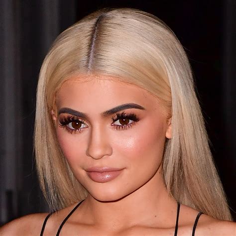 Kylie Jenner Age Cosmetics And Daughter Biography