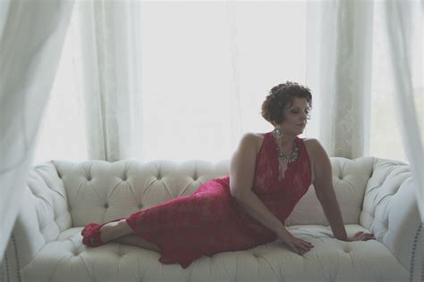 Miss L Fabulous And Curvy — Boudoir Photography Edmonton Pink Blush Boudoir