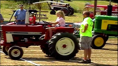 Tractor Games At Historic Farm Days Youtube