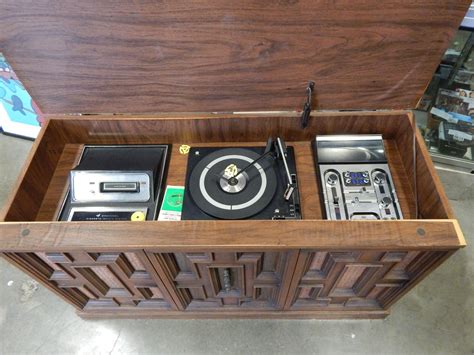ELECTROPHONIC STEREO CABINET QUADRAOPHONIC W/ RECORD PLAYER, STEREO ...