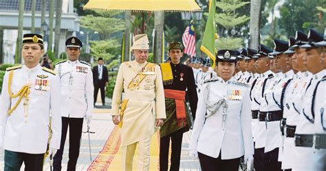 According federal constitution expert datuk dr wan ahmad fauzi wan hussain, contrary to popular belief that the power of the king is limited by the research fellow (law and constitution) universiti teknologi malaysia (utm) dr muhammad fathi yusof is of the view that 'advice' and prerogative are. Article 153 of Federal Constitution should be maintained ...