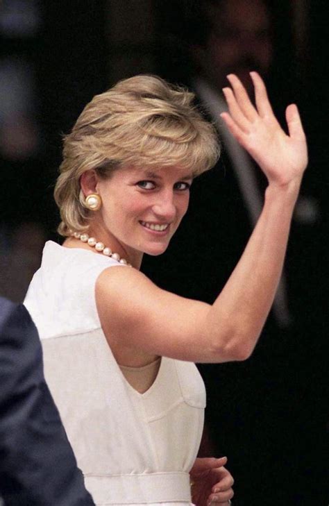 Princess Diana Charles Believed He Had Right To Mistress