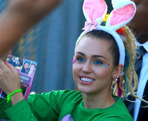 Miley Cyrus Pink Heart Shaped Nipple Pasties Shock Jimmy Kimmel