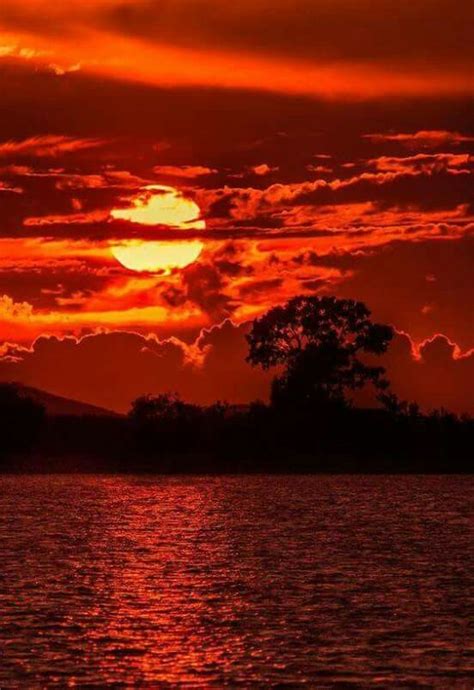 Red Sunset With Images Sunrise Photography Amazing Sunsets
