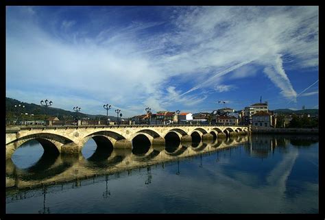 Pontevedra is beautifully picturesque and unsurpassed in its province for its historical importance. Pontevedra Spain | Pontevedra_Paddleinspain.com | Pontevedra galicia, Puentes, Parques nacionales