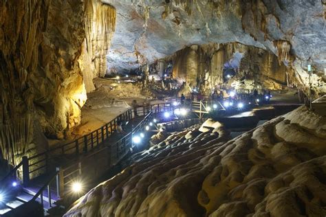 Paradise Cave And Dark Cave 1 Day Tour