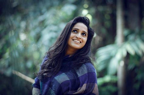 Malayalam actress nayanthara facebook live video. Actress Surabhi Lakshmi (Courtesy: Facebook) | Malayalam ...