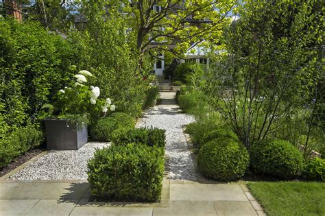 Elegant & Formal Garden | The Garden Builders