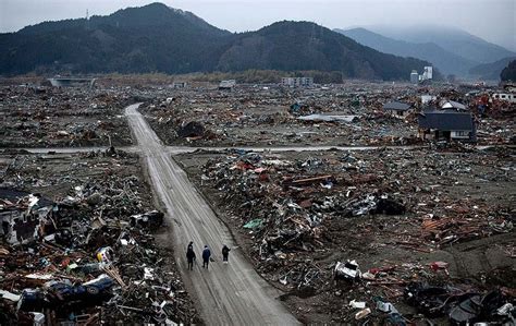 The Pictures The Japanese Tsunami Of 2011