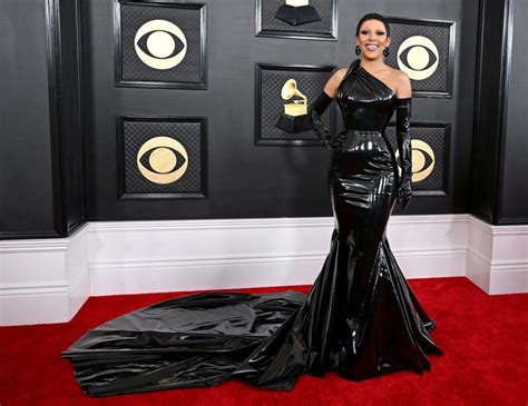 Doja Cat Wows In Vinyl Versace Gown Despite Grammy Snub