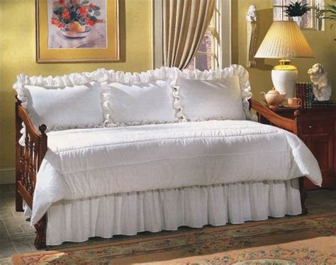 Good condition ikea hemnes daybed, with twin mattress just 3 years old. Ikea Daybed | Homevalue Concept