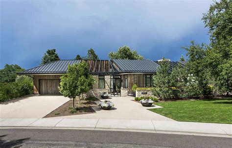 Colorado ranch house with brilliant indoor-outdoor lifestyle