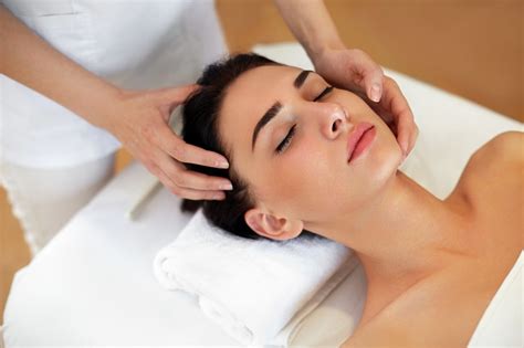 Back Neck Shoulder And Scalp Massage Utopia Treatment Rooms At Barnett Hill