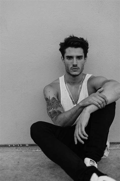 Pin by Jordan McGee on MAN UP | Male models poses, Photography poses