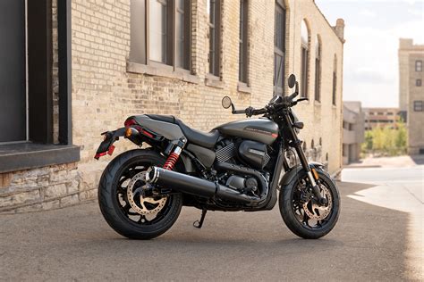 The crankshaft has a single pin, and both pistons are. 2019 Street Rod Motorcycle | Harley-Davidson USA