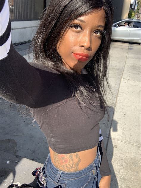 Tw Pornstars 1 Pic 💋thequeenlanie Twitter I Just Look Like This Out There 😌💋👸🏾 419 Am
