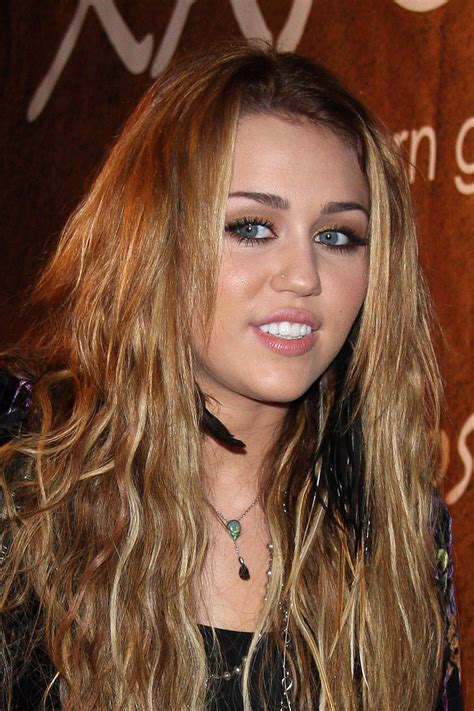 Stars Hd Miley Cyrus New Hair 2012