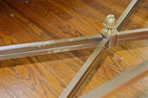 Glamorous hollywood regency or 1970s style, this table is in excellent condition, with only small imperfections on the gold paint (see. Large Italian Brass Rams Head Coffee Table at 1stdibs