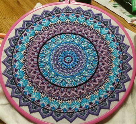 My Zenbroidery Embroidered By Danni Robison Bordado Mandalas Mandalas