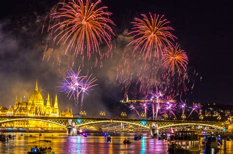 További kihagyhatatlan több napos programok. Ilyen volt az idei augusztus 20-i tűzijáték Budapesten