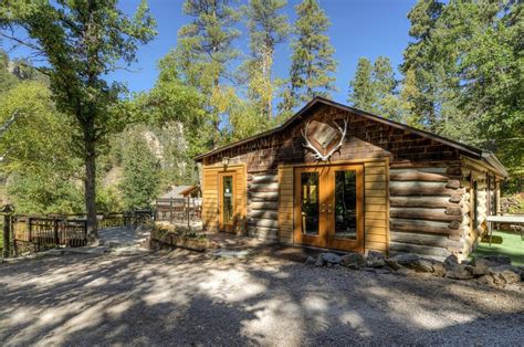The holiday home has 4 bedrooms and 4 bathrooms with free toiletries. Rim Rock Lodge - UPDATED 2021 Prices, Reviews & Photos ...