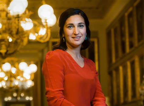 So demir raised her camera. Zuhal Demir is nieuwe staatssecretaris | Nieuw-Vlaamse ...