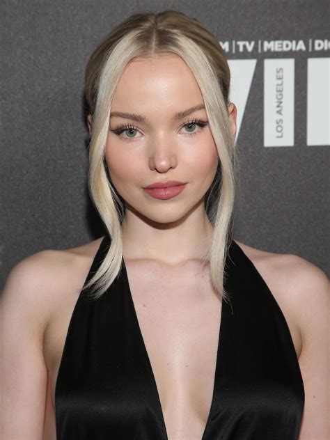 January 15, 1996) is an american actress and singer, who played a dual role as the eponymous characters in the disney channel comedy series liv. Best Make-up of the Week (30): Dove Cameron fasziniert ...