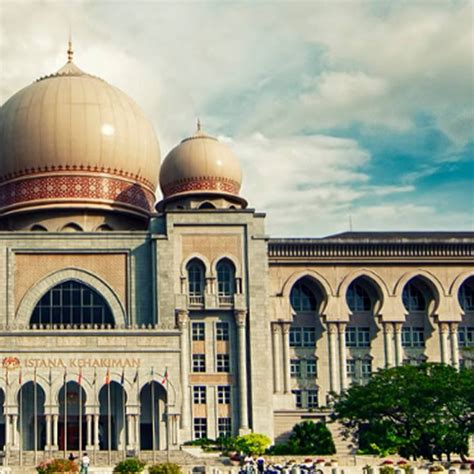 Judiciary of malaysia is largely centralised despite malaysia's federal constitution, heavily influenced by the english common law and to a lesser extent 8. Badan Kehakiman Malaysia I The Malaysian Judiciary - YouTube