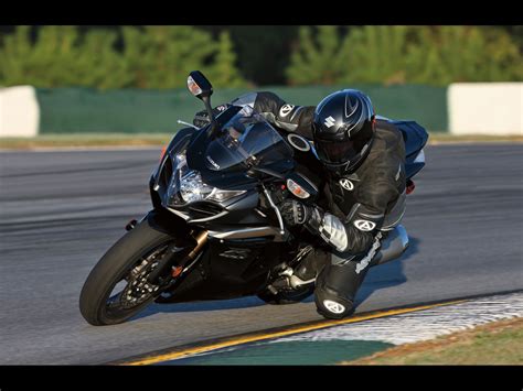 Owners' rating 4.9 out of 5 (4.9/5). SUZUKI GSX-R1000 specs - 2010, 2011 - autoevolution
