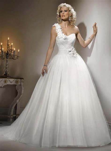 Wir begrüßen sie als leser auf unserem testportal. #weddingdress | Hochzeitskleid ballkleid, Ballkleid ...