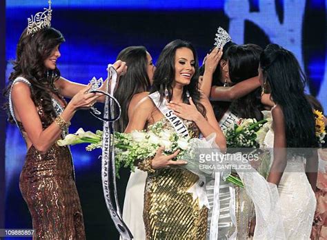miss dominican republic photos and premium high res pictures getty images