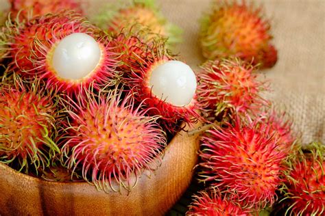 What Is A Rambutan And How Do I Eat It