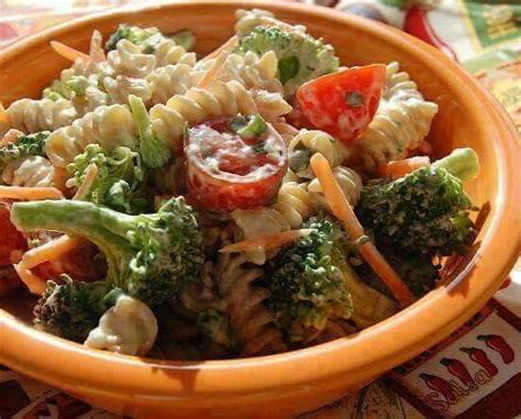 It's less than 200 calories oding on christmas cookies and cake righ. Low cal. Pasta salad | Broccoli pasta salads, Pasta salad ...