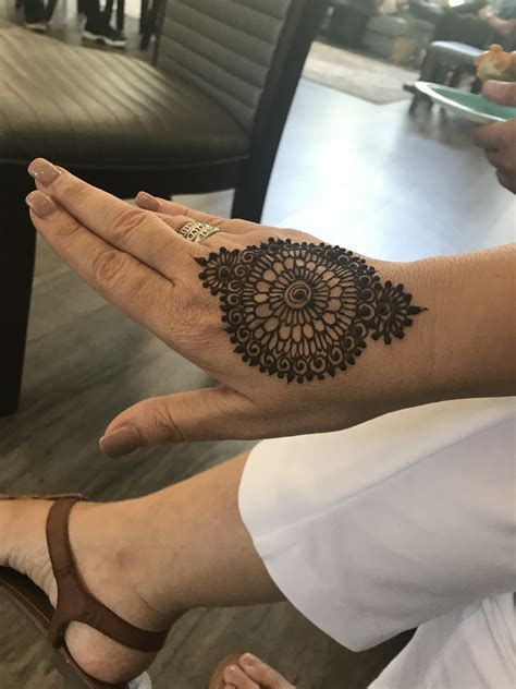 Usually, henna tattoos have a traditional meaning. Hire Bridal Henna/ Makeup Artist - Henna Tattoo Artist in ...