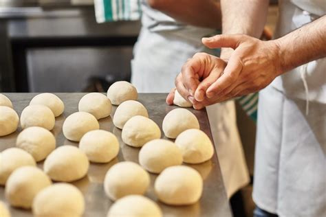 How To Knead Pizza Dough To Perfection
