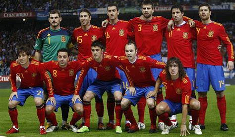 La football association desarrolló, en 1863, la mayoría de las reglas que, aún hoy, rigen este deporte. Sorteo Mundial Sudáfrica 2010 | Fútbol | Deportes - elmundo.es