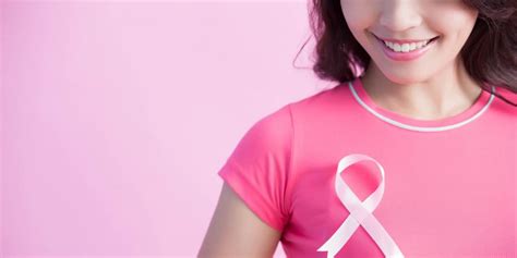 5 Early Signs Of Breast Cancer You Shouldnt Ignore