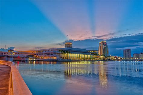 Tampa Convention Center Sunrise Tampa Convention Center Su Flickr