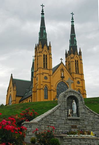 St Andrews Catholic Church Roanoke Va Towering Over T Flickr