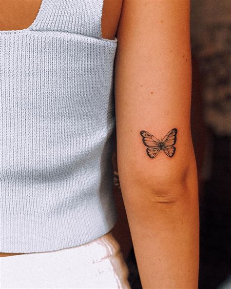 𝑴𝒂𝒚𝒍𝒊𝒛𝒂 𝑨𝒏𝒋𝒆𝒍𝒊𝒄𝒂 𝑩𝒂𝒍𝒊 En Instagram 🦋 Mayottt Simple Butterfly