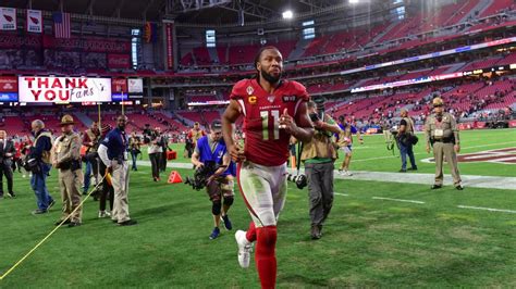 Larry Fitzgerald Returning To Cardinals For 17th Season Signs One Year