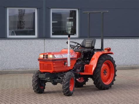 Kubota B2150 4wd Hst • Vm Service