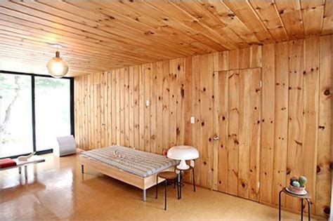 Interior Decoration Tips For Rooms With Knotty Pine Paneling Hometone